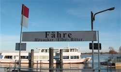 Fähre an der Elbe zum Stimmtraining